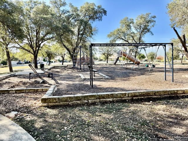 909 Kauri Cliffs, Cibolo, TX 78108