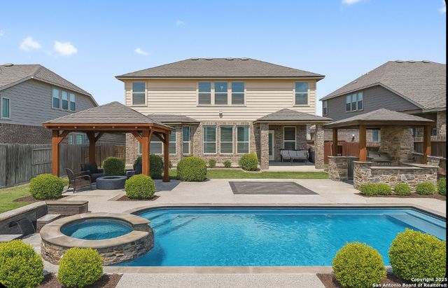 909 Kauri Cliffs, Cibolo, TX 78108