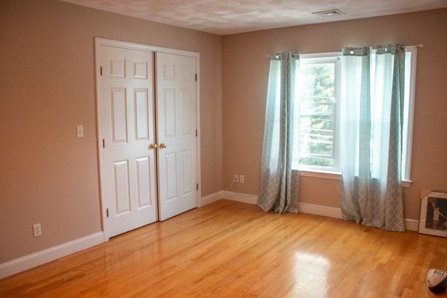 4 Humphrey 1, Wakefield, MA 01880