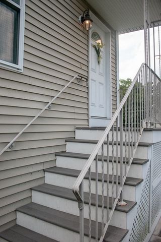 4 Humphrey 1, Wakefield, MA 01880