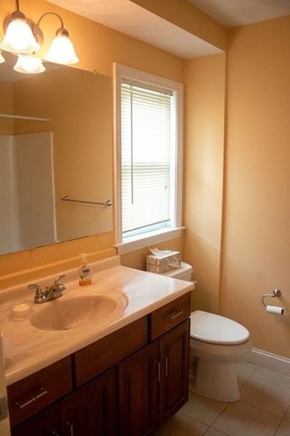 4 Humphrey 1, Wakefield, MA 01880