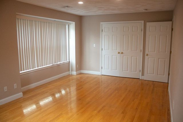 4 Humphrey 1, Wakefield, MA 01880