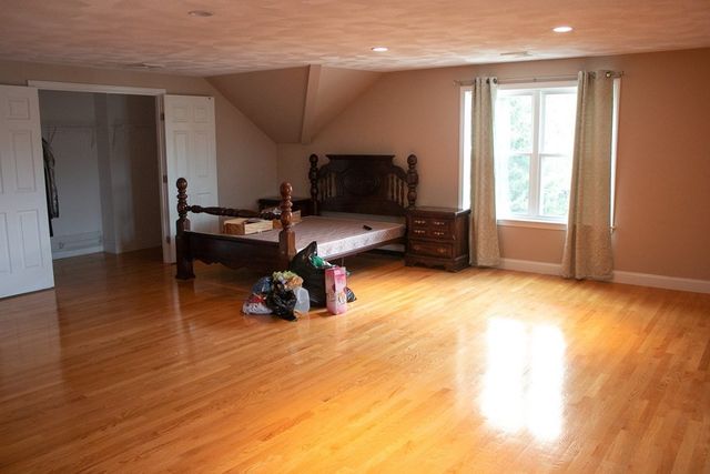 4 Humphrey 1, Wakefield, MA 01880