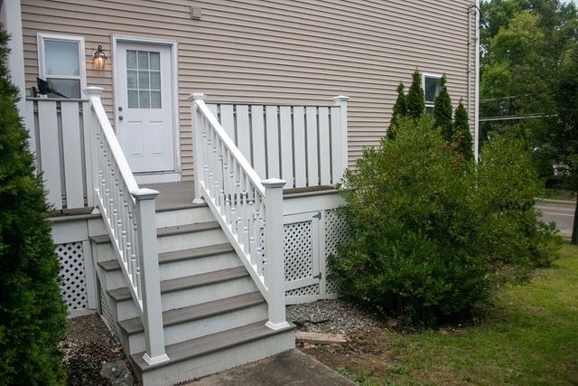 4 Humphrey 1, Wakefield, MA 01880