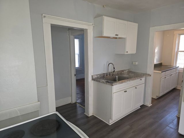 34 Qunicy 1, Springfield, MA 01109