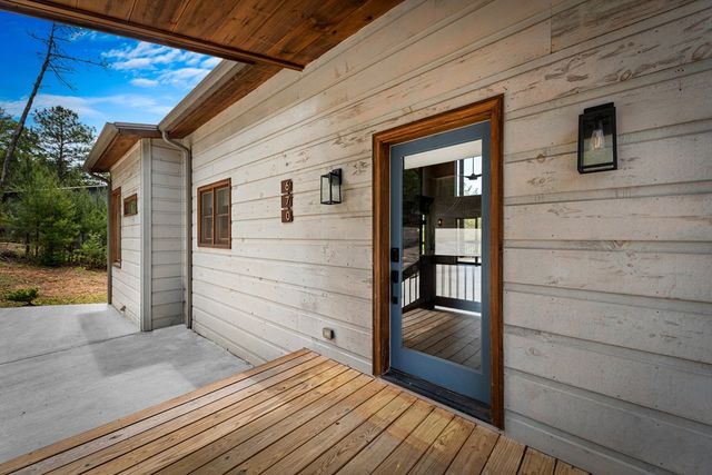 670 River Hills, Mineral Bluff, GA 30559