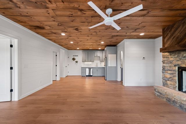 670 River Hills, Mineral Bluff, GA 30559