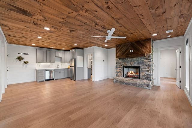 670 River Hills, Mineral Bluff, GA 30559