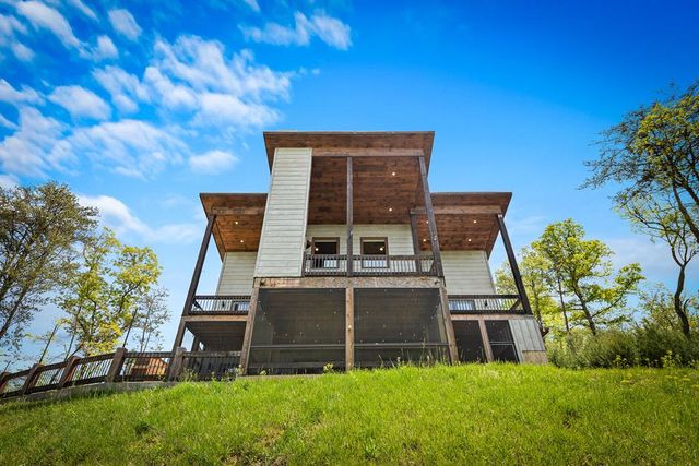 670 River Hills, Mineral Bluff, GA 30559
