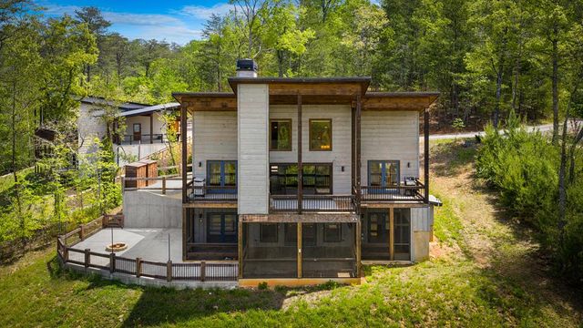 670 River Hills, Mineral Bluff, GA 30559