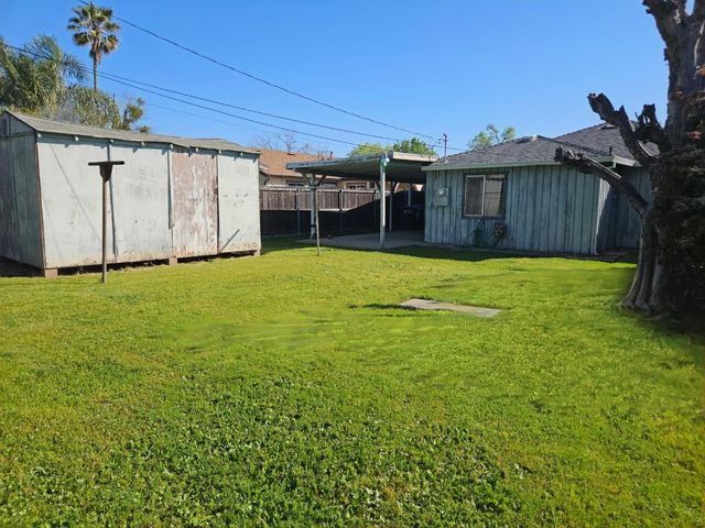 3905 Fell St, Sacramento, CA 95838