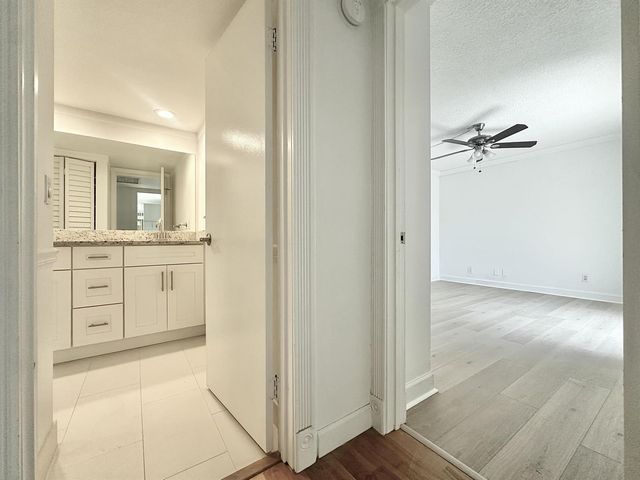 173 Lake Arbor Drive, Palm Springs, FL 33461