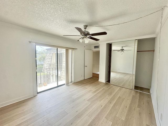 173 Lake Arbor Drive, Palm Springs, FL 33461