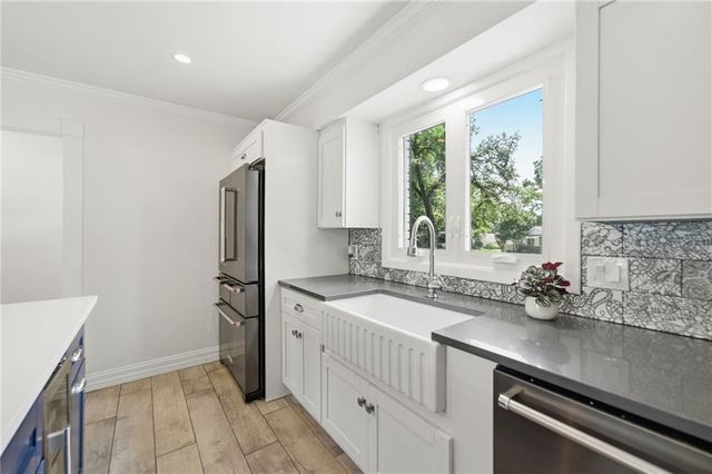 3706 W 96th Street, Overland Park, KS 66206