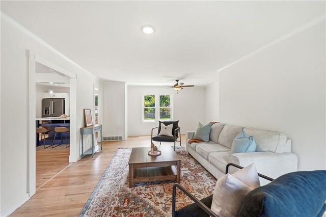 3706 W 96th Street, Overland Park, KS 66206