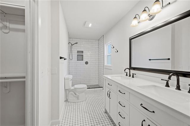 3706 W 96th Street, Overland Park, KS 66206