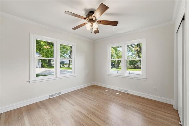 3706 W 96th Street, Overland Park, KS 66206