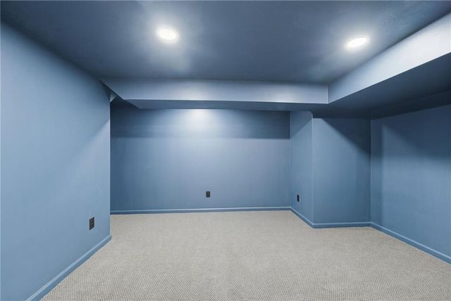 3706 W 96th Street, Overland Park, KS 66206