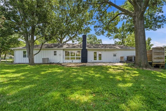 3706 W 96th Street, Overland Park, KS 66206
