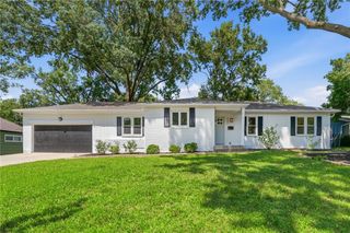 3706 W 96th Street, Overland Park, KS 66206