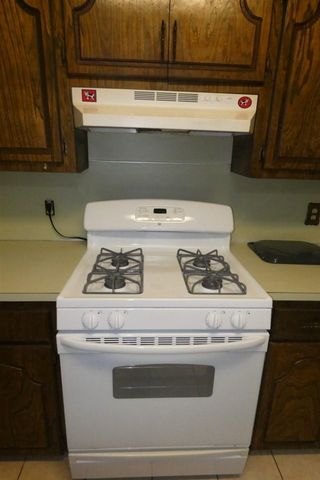 1907 NW Great Plains Blvd, Lawton, OK 73505