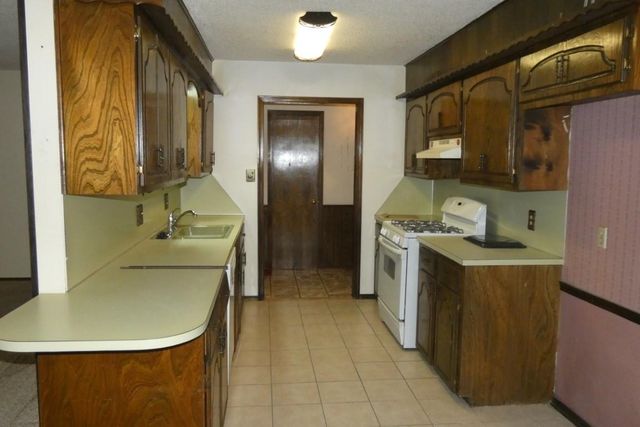 1907 NW Great Plains Blvd, Lawton, OK 73505