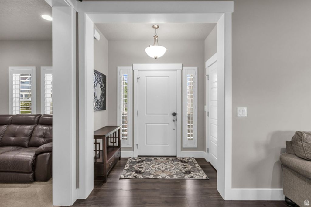 10562 S STURGEON DR, South Jordan, UT 84009 — photo 5