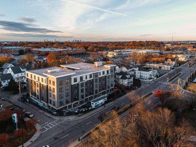 66 Mcgrath 303, Quincy, MA 02169