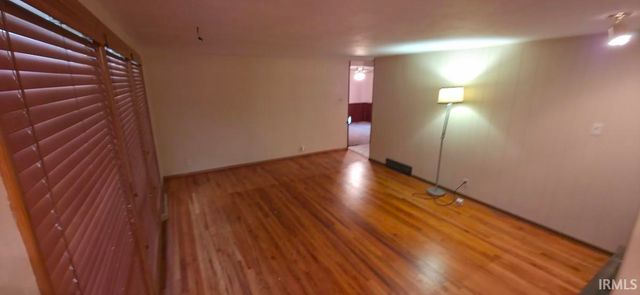 3416 Whitcomb Avenue, South Bend, IN 46614