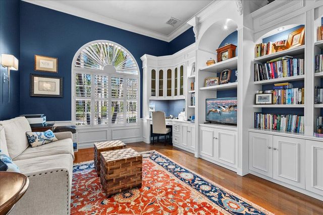 1338 Breakers West Boulevard, West Palm Beach, FL 33411