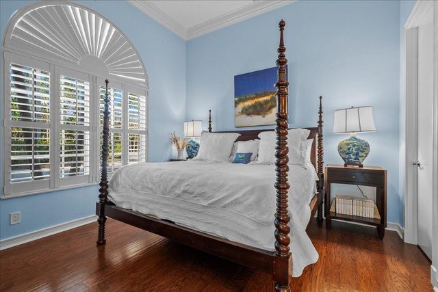 1338 Breakers West Boulevard, West Palm Beach, FL 33411