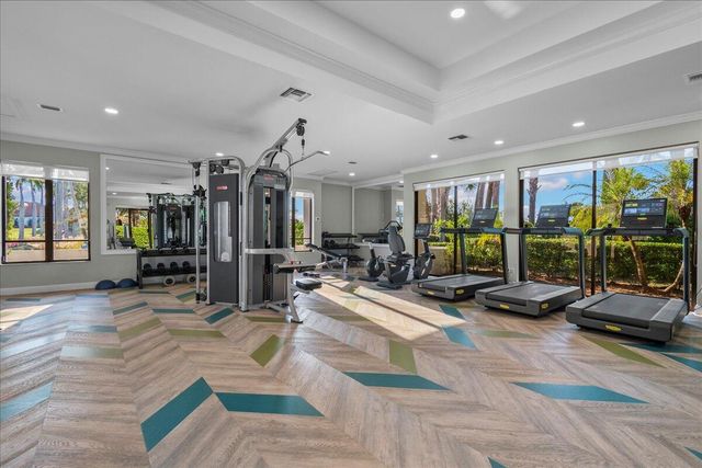 1338 Breakers West Boulevard, West Palm Beach, FL 33411