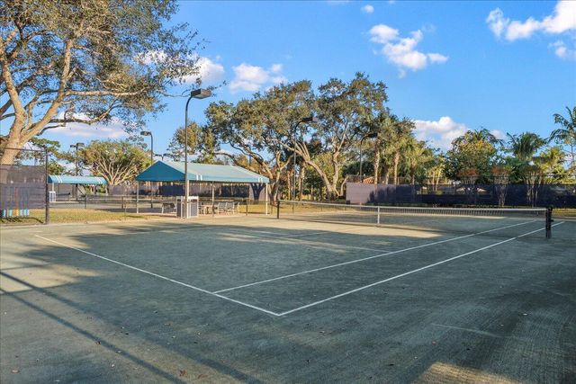 1338 Breakers West Boulevard, West Palm Beach, FL 33411