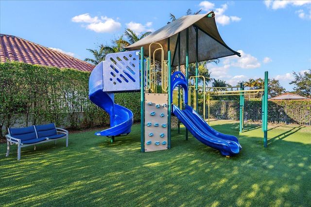 1338 Breakers West Boulevard, West Palm Beach, FL 33411