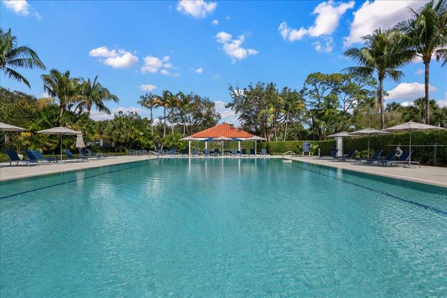 1338 Breakers West Boulevard, West Palm Beach, FL 33411