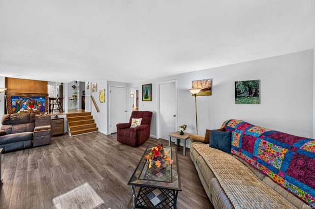 23737 Decamp Boulevard, Elkhart, IN 46516