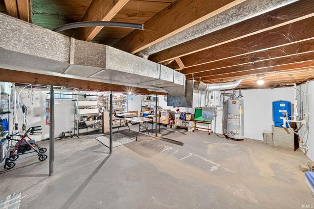 23737 Decamp Boulevard, Elkhart, IN 46516