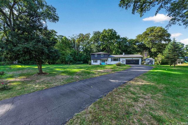 23737 Decamp Boulevard, Elkhart, IN 46516
