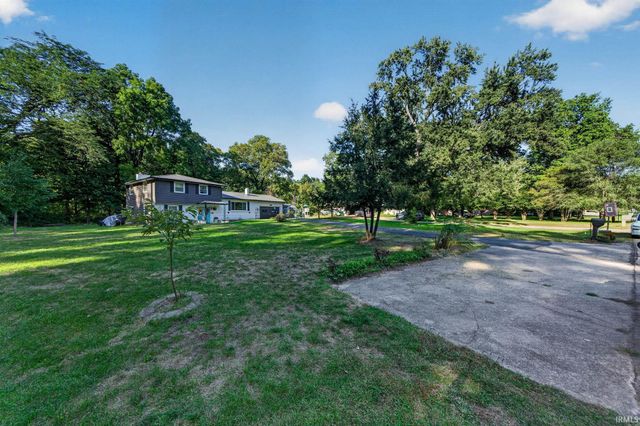 23737 Decamp Boulevard, Elkhart, IN 46516