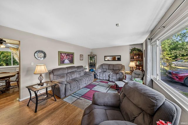 23737 Decamp Boulevard, Elkhart, IN 46516