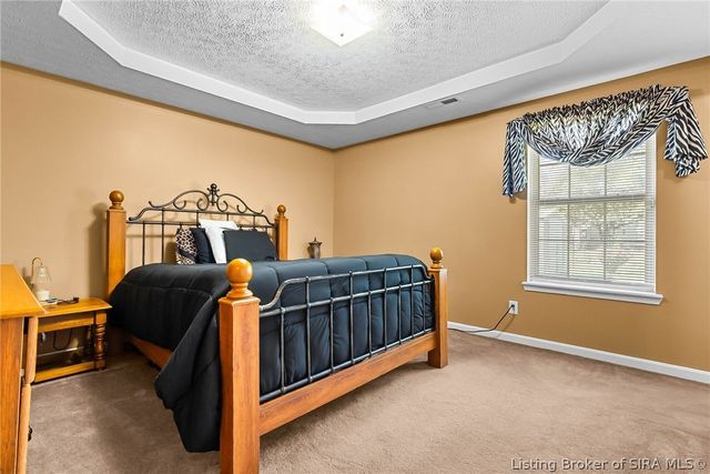 922 Presidential Place, Jeffersonville, IN 47130