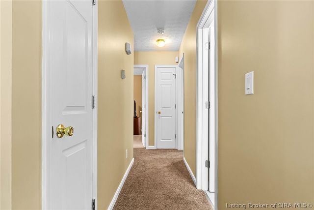 922 Presidential Place, Jeffersonville, IN 47130