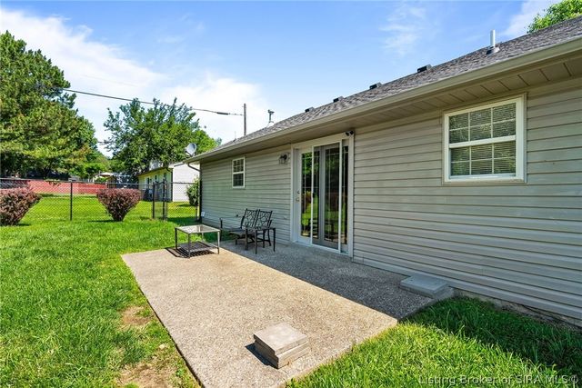 922 Presidential Place, Jeffersonville, IN 47130