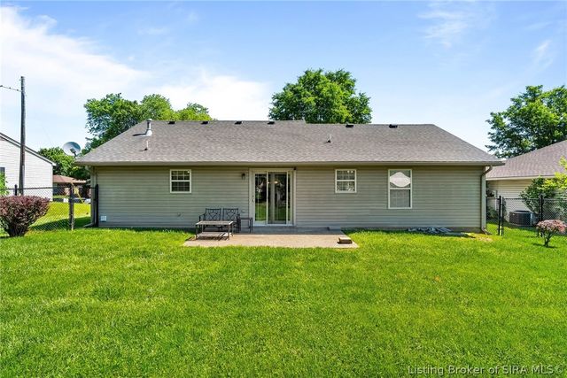 922 Presidential Place, Jeffersonville, IN 47130