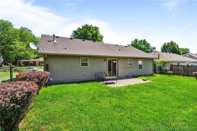 922 Presidential Place, Jeffersonville, IN 47130