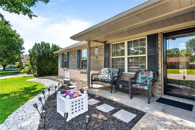 922 Presidential Place, Jeffersonville, IN 47130