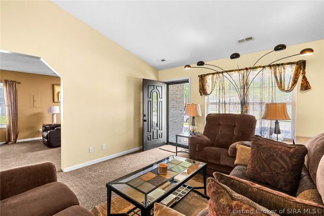 922 Presidential Place, Jeffersonville, IN 47130