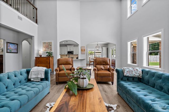 5528 Heatherton Rd, Milton, FL 32570