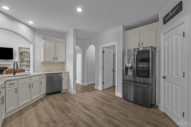 5528 Heatherton Rd, Milton, FL 32570