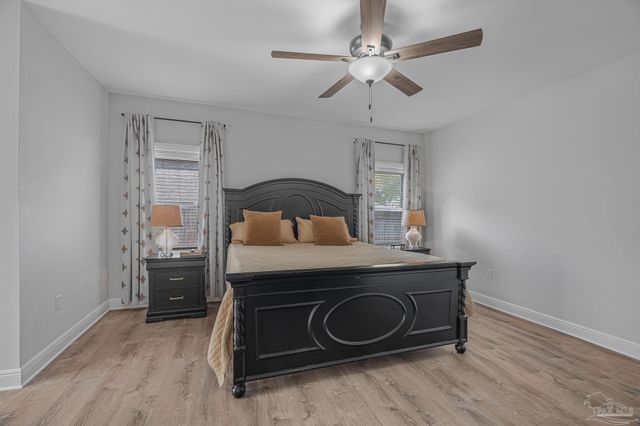 5528 Heatherton Rd, Milton, FL 32570